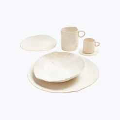 Pure White Olive Oil Dish -Home Furnishings Store 1090541 1386312 1386313 1044292 191001 1437276 group a NEW 02b385d7 48f0 4f47 989d 7229c088884f