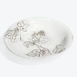 Setsuko Ivy Leaf Saucer -Home Furnishings Store 1597683 271