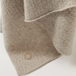 Lander Throw -Home Furnishings Store 3030864 3